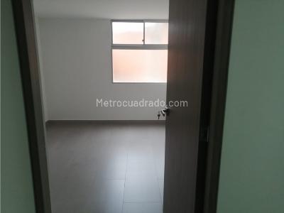 Apartamento de 3 alcobas en venta en Las Acacias, Medellín, 104 m² · foto 2 de 5