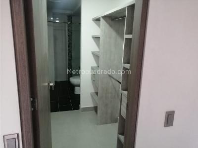 Apartamento en venta en Laureles, Medellín · foto 3 de 5