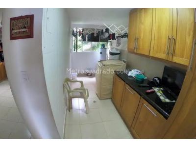 Casa de 4 alcobas en venta en Zuñiga, Envigado, 420 m² · foto 7 de 19