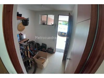 Casa de 4 alcobas en venta en Zuñiga, Envigado, 420 m² · foto 8 de 19