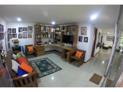 Casa de 4 alcobas en venta en Zuñiga, Envigado, 420 m² · foto 16 de 19