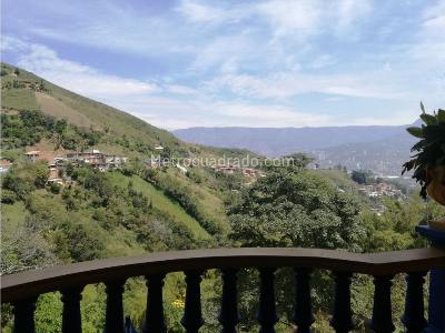 Casa de 5 alcobas en venta en Rodeo Alto, Medellín · foto 6 de 13