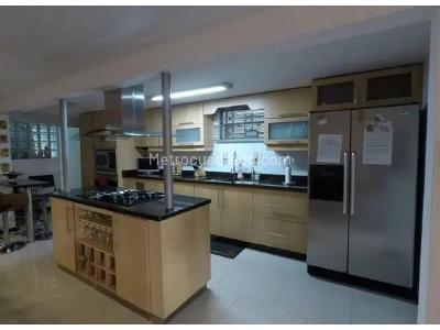 Apartamento de 4 alcobas en venta en El Poblado, Medellín, 240 m² · foto 5 de 14