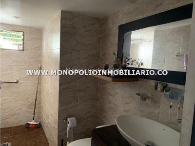 Casa de 3 alcobas en venta en Simon Bolivar, Medellín, 360 m² · foto 10 de 20