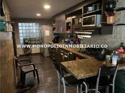 Casa de 3 alcobas en venta en Simon Bolivar, Medellín, 360 m² · foto 14 de 20