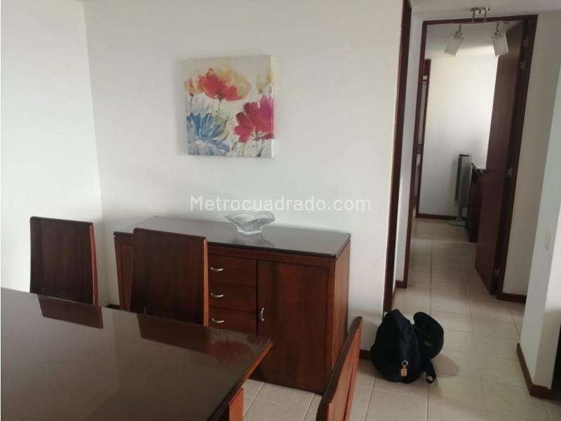 Apartamento Amoblado de 2 Alcobas con Vista Panorámica en El Poblado - 3
