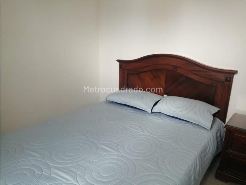 Apartamento Amoblado de 2 Alcobas con Vista Panorámica en El Poblado - 6