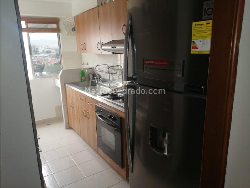 Apartamento Amoblado de 2 Alcobas con Vista Panorámica en El Poblado - 9