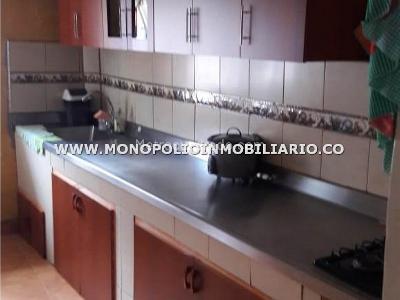 Casa en venta en San Javier, Itagüí · foto 2 de 8