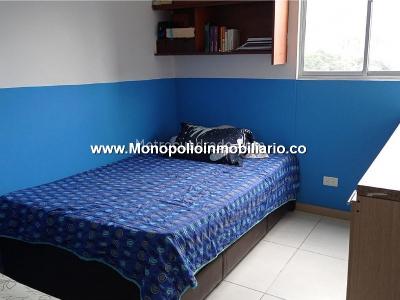 Apartamento de 3 alcobas en venta en Cabañas, Bello, 61 m² · foto 5 de 17