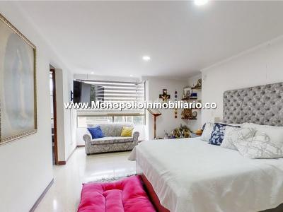 Apartamento de 3 alcobas en venta en El Tesoro, Medellín, 237 m² · foto 8 de 18