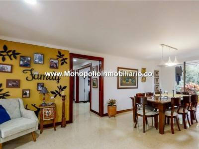 Apartamento de 3 alcobas en venta en El Tesoro, Medellín, 237 m² · foto 12 de 18