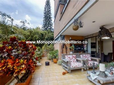 Apartamento de 3 alcobas en venta en El Tesoro, Medellín, 237 m² · foto 17 de 18
