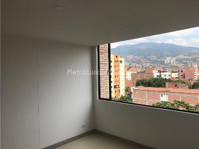 Apartamento en venta en Florida Nueva, Medellín · foto 2 de 15