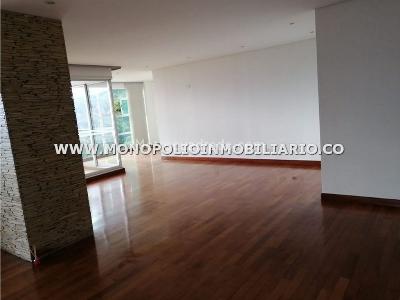 Apartamento en venta en El Poblado, Medellín · foto 6 de 8