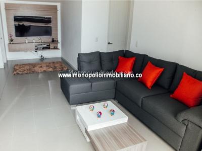 Apartamento de 3 alcobas en arriendo en El Poblado, Medellín, 75 m² · foto 3 de 12