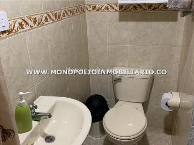 Casa de 5 alcobas en venta en Robledo, Medellín, 119 m² · foto 16 de 20