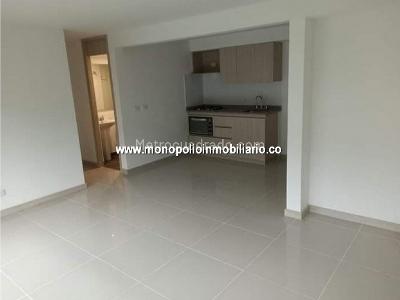 Apartamento de 3 alcobas en venta en Niquia, Bello, 70 m² · foto 2 de 7