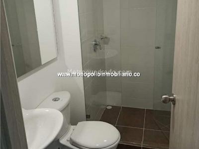 Apartamento de 3 alcobas en venta en Niquia, Bello, 70 m² · foto 4 de 7