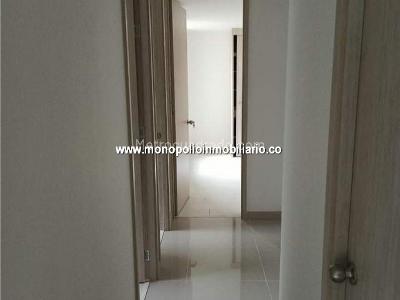 Apartamento de 3 alcobas en venta en Niquia, Bello, 70 m² · foto 6 de 7