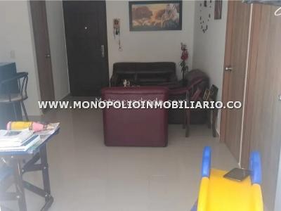 Apartamento en venta en Robledo, Medellín · foto 2 de 10