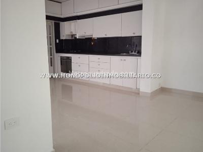 Casa de 5 alcobas en venta en Calasanz, Medellín, 340 m² · foto 4 de 20
