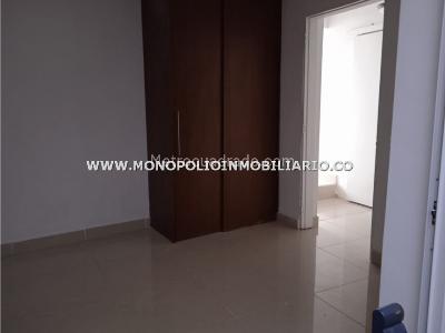 Casa de 5 alcobas en venta en Calasanz, Medellín, 340 m² · foto 14 de 20