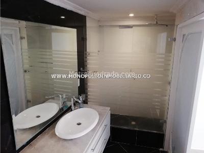 Casa de 5 alcobas en venta en Calasanz, Medellín, 340 m² · foto 19 de 20