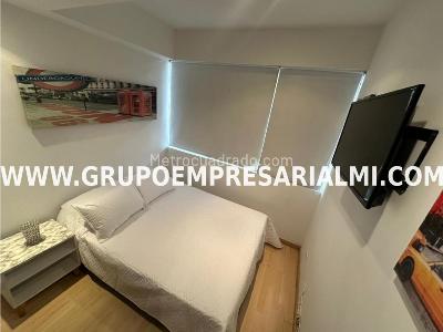 Apartamento de 2 alcobas en arriendo en Laureles, Medellín, 70 m² · foto 10 de 20