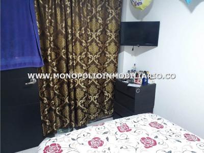Casa de 4 alcobas en venta en Balcones De Sevilla, Itagüí, 100 m² · foto 10 de 18
