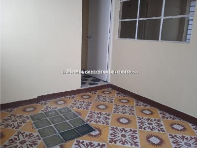 Casa de 3 alcobas en venta en Guayabal, Medellín, 130 m² · foto 9 de 13