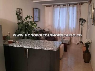 Apartamento de 3 alcobas en venta en San Antonio De Prado, Medellín, 56 m² · foto 2 de 15
