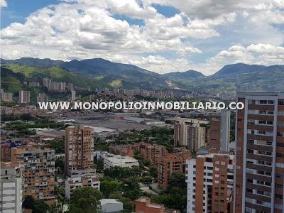 Apartamento de 3 alcobas en venta en El Poblado, Medellín, 130 m² · foto 8 de 19
