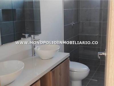 Apartamento de 3 alcobas en venta en El Poblado, Medellín, 130 m² · foto 14 de 19