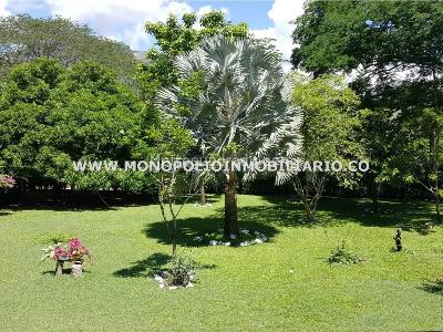 Casa de 3 alcobas en venta en Santa Fe, Medellín, 600 m² · foto 8 de 11