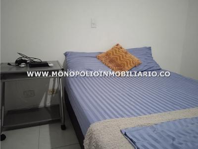 Apartamento de 3 alcobas en arriendo en Laureles, Medellín, 100 m² · foto 6 de 15