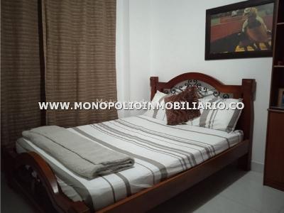 Apartamento de 3 alcobas en arriendo en Laureles, Medellín, 100 m² · foto 7 de 15