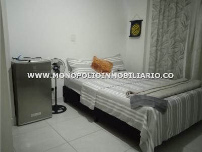 Apartamento de 3 alcobas en arriendo en Laureles, Medellín, 100 m² · foto 8 de 15