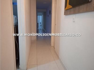 Apartamento de 3 alcobas en arriendo en Laureles, Medellín, 100 m² · foto 9 de 15