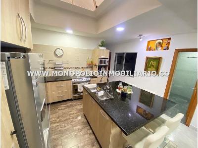 Casa en venta en Belen, Medellín · foto 3 de 11