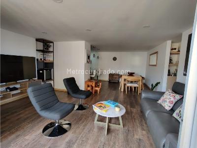 Apartamento de 3 alcobas en venta en San Jose, Sabaneta, 105 m² · foto 4 de 8
