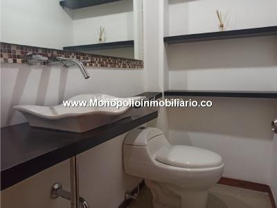 Casa de 4 alcobas en venta en Esmeralda, Envigado, 185 m² · foto 19 de 20