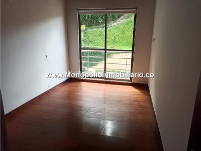 Casa de 4 alcobas en venta en Esmeralda, Envigado, 185 m² · foto 7 de 20