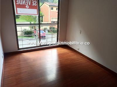 Casa de 4 alcobas en venta en Esmeralda, Envigado, 185 m² · foto 9 de 20