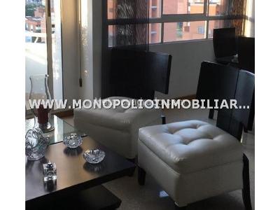 Apartamento de 3 alcobas en venta en Conquistadores, Medellín, 116 m² · foto 3 de 14