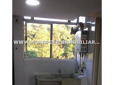 Apartamento de 3 alcobas en venta en Conquistadores, Medellín, 116 m² · foto 10 de 14