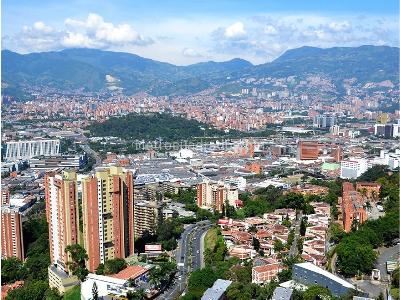 Apartamento de 3 alcobas en arriendo en El Poblado, Medellín, 90 m² · foto 16 de 20