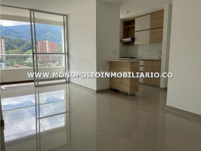 Apartamento de 3 alcobas en venta en Aves Maria, Sabaneta, 77 m² · foto 4 de 14
