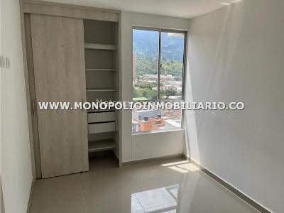 Apartamento de 3 alcobas en venta en Aves Maria, Sabaneta, 77 m² · foto 7 de 14