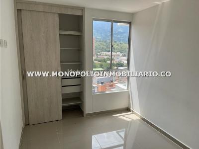 Apartamento de 3 alcobas en venta en Aves Maria, Sabaneta, 77 m² · foto 8 de 14